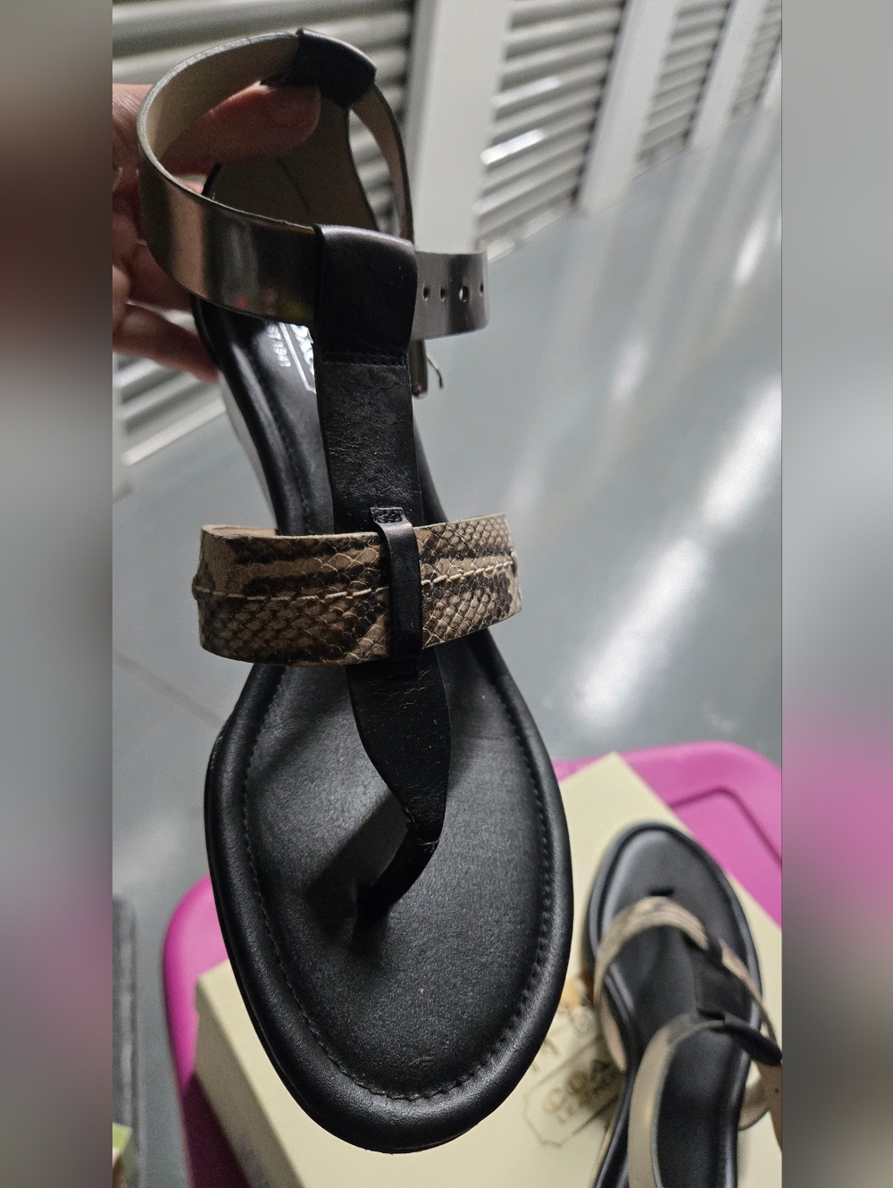 Coach Leather Sandals Black And Snakeskin Print - Picture 4 of 9